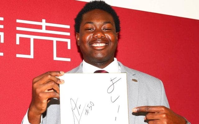 【巨人】支配下契約のフリアン・ティマ、長野久義さん質問に満点回答「長い道のりだった」21年来日