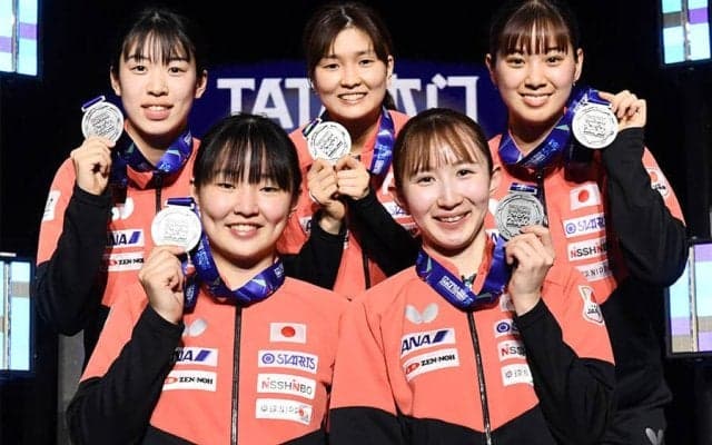 日本女子 張本、橋本で2勝も中国に逆転負け 悲願の金に惜しくも届かず6大会連続の銀メダル【世界卓球】