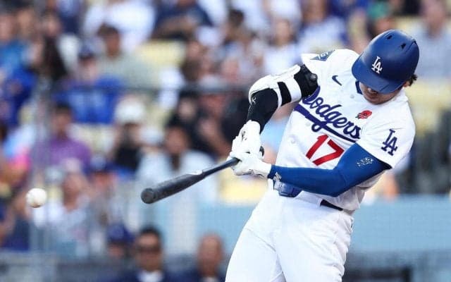 大谷翔平の二ゴロ→チャレンジ成功からドジャース逆転で３連勝　りくりゅう始球式の一戦で勝利