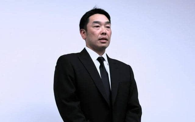 「暴力悲しい」「辞めるとは」　巨人・阿部監督の辞任にファン戸惑う