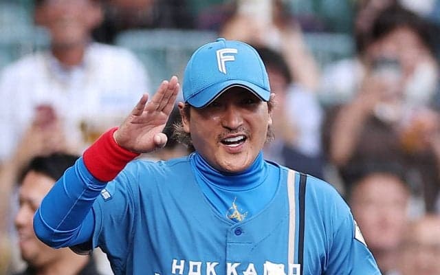 【阪神】岡田顧問、新庄監督をいじる？「首位やったら、着て来たんとちゃうか」