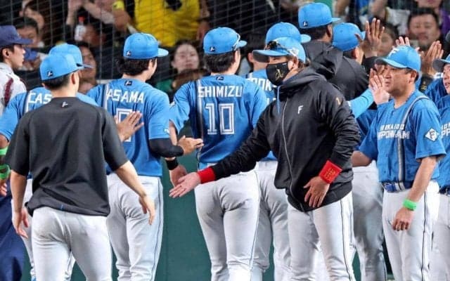 日本ハム・新庄監督　通算３００勝にサラリ「甲子園でできたのはうれしいけど」交流戦恒例のパフォーマンス封印「もう５年目の大人ですよ」