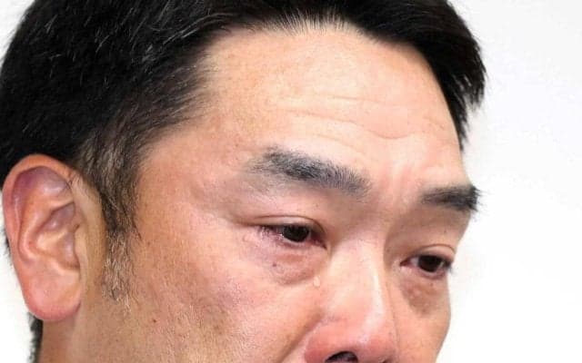 巨人・阿部監督辞任　涙の謝罪「伝統ある巨人軍監督の名も汚した」