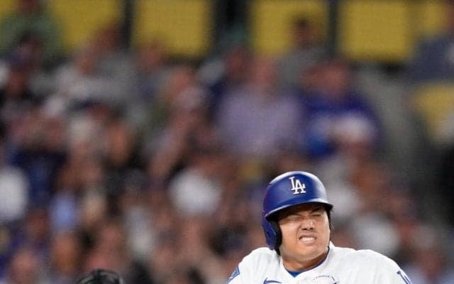ドジャースが大勝　右手首付近死球の大谷翔平は５回に代打送られ途中交代　９回は野手ロハス登板