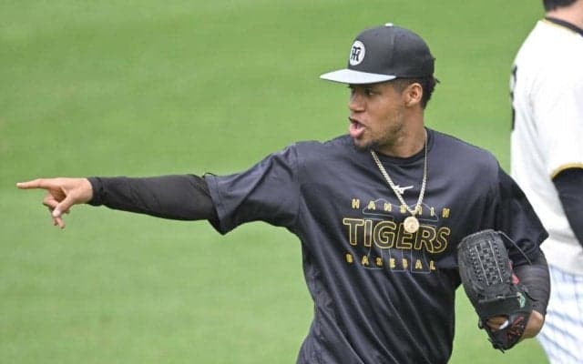 阪神　モレッタと門別が１軍に合流