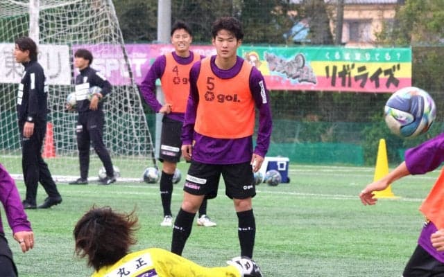 【Ｊ２藤枝】ＤＦ永野修都がＵ-２１日本代表入り…槙野監督も対人守備＆ビルドアップ能力絶賛「責任を持って戦ってきます」