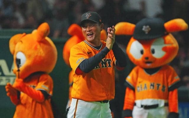 【巨人】橋上秀樹監督代行が初勝利　連敗５で止める「ホッとしました」前日に阿部前監督辞任