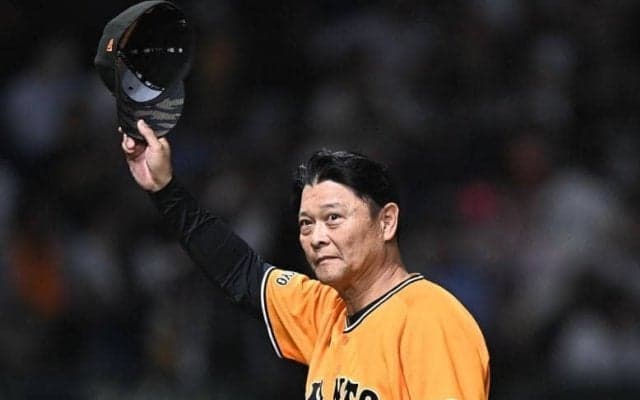 巨人・橋上監督代行の初勝利　試合後に最敬礼したベテラン２人の存在とは？「技術が身を、チームを助ける」「ベテランの力は必要」と最敬礼