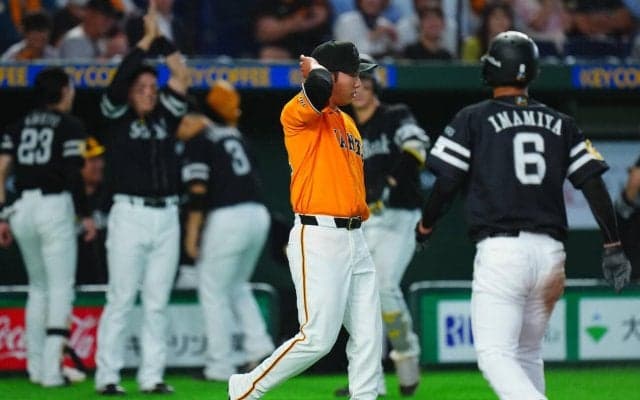 【巨人】橋上監督代行がお見合いでのミスに「ケガにつながりかねない。確認も必要かなと」
