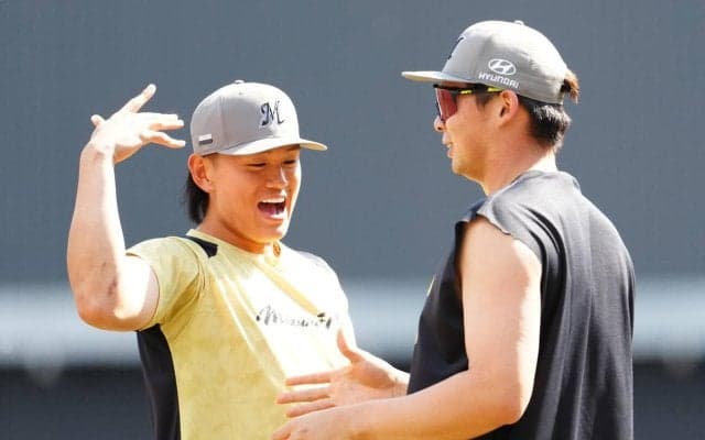 【阪神】ロッテ井上広大が古巣の虎ナインと笑顔で握手　12月に現役ドラフトで移籍