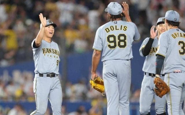 阪神ドラ１・立石　１５打席ぶり安打から貴重な先制点　「気分転換にテルさんに」人生初アイブラック「前を向いてできた」