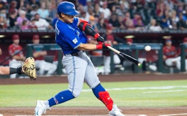岡本和真、2戦ぶり12号に敵地騒然　前日まで3戦連続で死球も…5月7本目の一発で復調の兆し