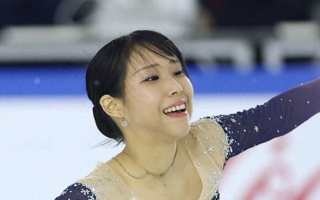 【フィギュア】三原舞依さん、青いバラの浴衣姿で京都の街「大好きなカラーの組み合わせ」