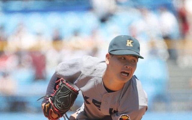 早慶戦で慶大野球部に入団中の11歳草間実月さんが始球式「楽しかったです！」