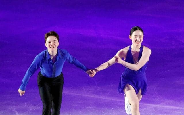 【フィギュア】青木祐奈＆友野一希が「ラ・ラ・ランド」で共演　2人で手を取り合って踊る