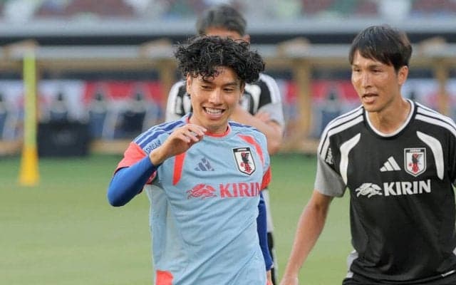 【Ｗ杯】田中碧「『お前しかいないだろう』みたいには言われました」背番号７巡る三笘薫とのやりとり明かす「また一緒に」