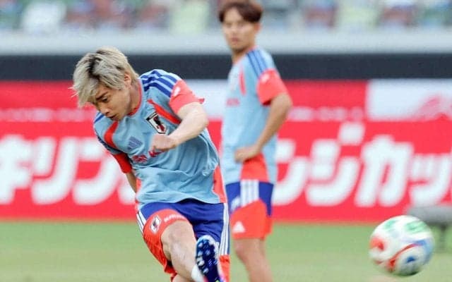 【Ｗ杯】左シャドーで森保ジャパン初先発の伊東純也「全部のポジションを考えていると言われた」本職の右サイドだけではなく左ＷＢの可能性も手…３１日・アイスランド戦