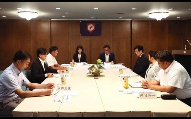 7回制意見交換会「意見を吸い上げて」「社会進化に追いつかないと」