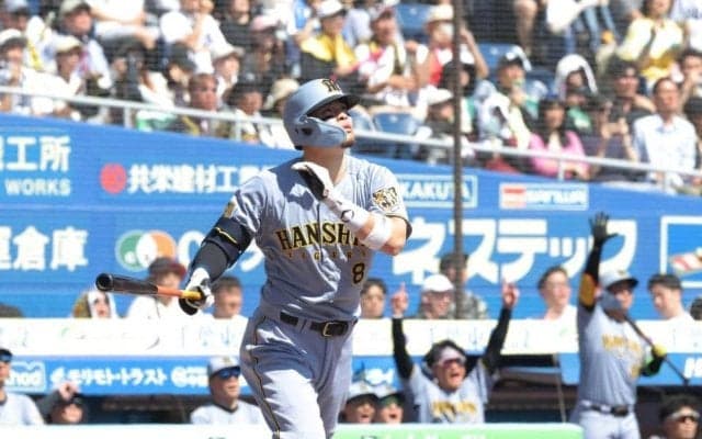 阪神・佐藤輝　超速１８０・９キロ弾「いい感触」森下と並走キング１４号　５月７発、見えた２カ月連続月間ＭＶＰ