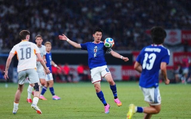 【日本代表】遠藤航、３カ月半ぶり実戦で持ち味を発揮　吉田麻也からキャプテンマークを引き継ぐ
