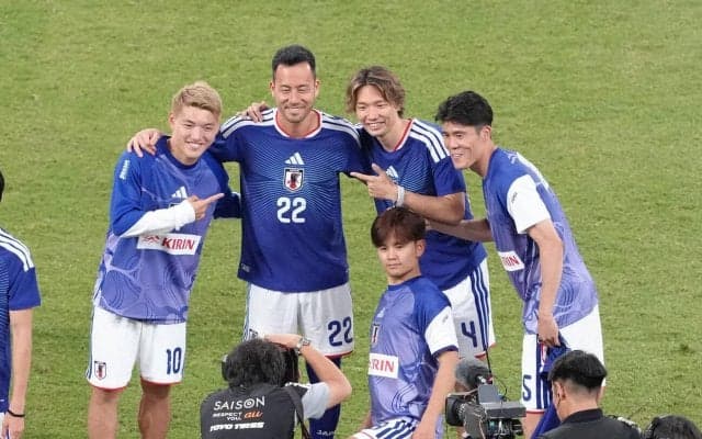 【日本代表】吉田麻也「泣いてない、泣いてない」国歌斉唱時に潤んだ瞳…真相は？