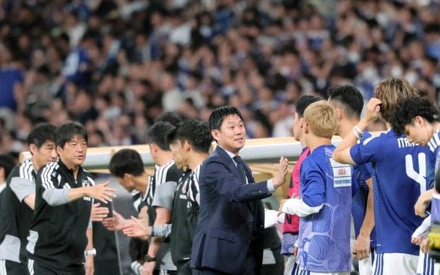 遅延行為削減の新規則　森保監督「準備したことで痛手にならなかった」　アイスランドは“交代１０秒以内ルール”対応できず１分間の待機