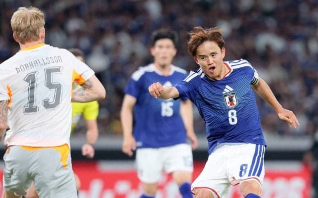 久保建英　背番号「８」に「思ったよりも似合っていた」
