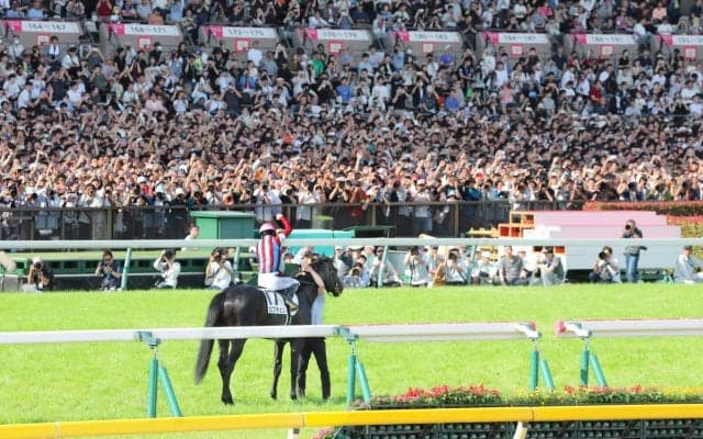 【日本ダービー】ロブチェンが史上２５頭目の２冠を達成！「まさか松山弘平がダービージョッキーになるなんて」１１度目の挑戦で松山弘平騎手が涙の初制覇