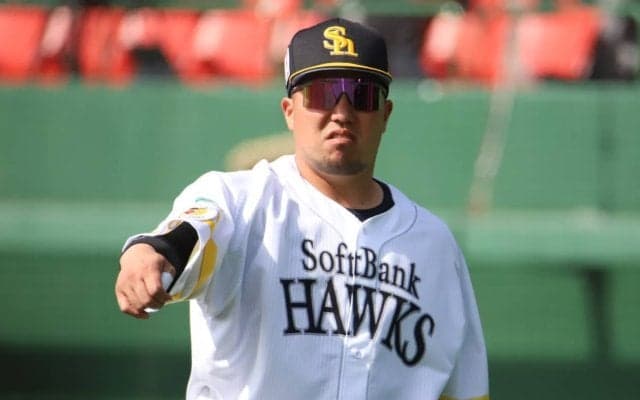 ソフトバンク・山川が打率1割台で登録抹消、前日4回途中KOの中日・髙橋も二軍調整へ