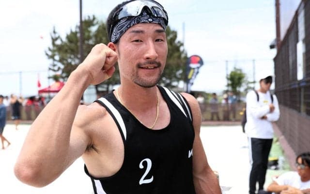 「今日が練習だと思うとうれしくて!!」勝岡将斗が社業と並行してビーチバレーボールに励む理由。後輩・水町泰杜との初対戦も実現