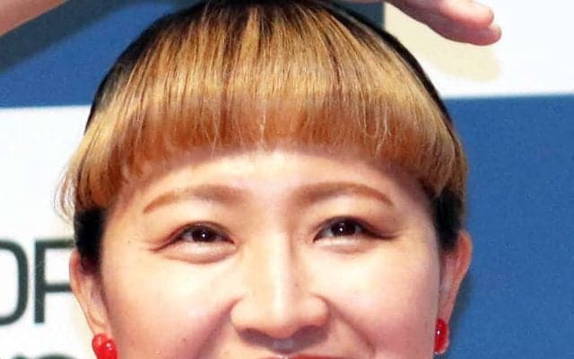 元なでしこ丸山桂里奈が「束の間のデート」夫婦手つなぎショット公開「幸せいっぱいだね」