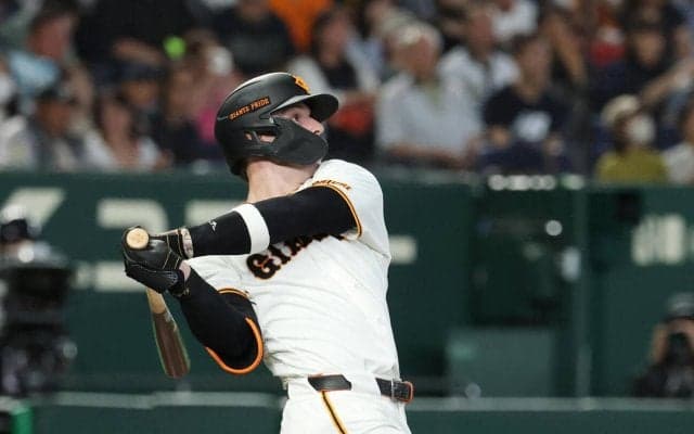 【巨人】キャベッジが特大129メートル弾で逆転！２年連続２桁アーチとなる10号２ラン