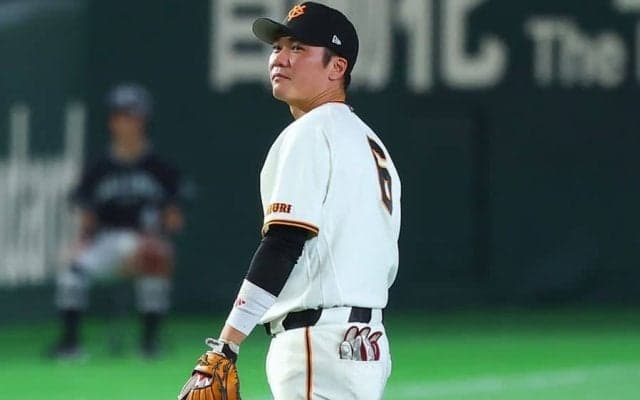 37歳・坂本勇人が「天才、神」　窮地救う“回転美技”に脱帽「なんであの体勢から」