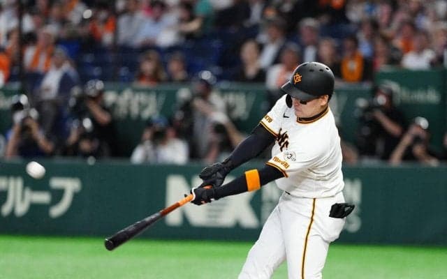 【巨人】丸佳浩「長嶋さんが打たせてくれた…そう信じてます」長嶋茂雄さん一周忌に代打逆転満弾