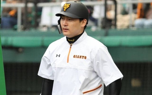 ｢ミスターが力をくれた…｣巨人・丸佳浩が衝撃の逆転満塁弾、長嶋茂雄さん一周忌記念試合での劇的HRに本拠地騒然