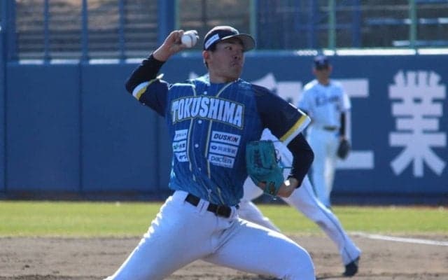 中日3位の158キロ右腕がプロ初登板！延長11回一死一、三塁のピンチを自慢の剛速球で火消し、ファンも「ナイスピッチング！」と絶賛