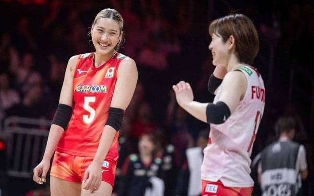 【バレー】女子日本、VNL開幕戦でフランスに逆転勝ち　佐藤淑乃の強烈バックアタックさく裂