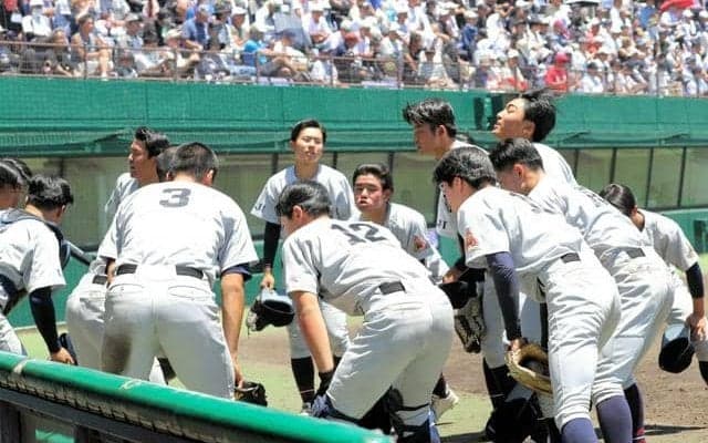 京都勢の近畿大会　打の立命館宇治、投の龍谷大平安、粘る京都外大西