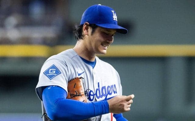 大谷翔平１番投手兼DHの二刀流出場　第４打席は右前安打　全打席出塁中