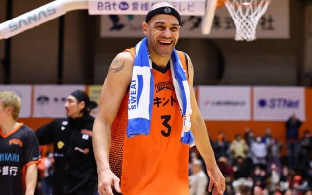 44歳のマイケル・パーカーが愛媛オレンジバイキングスに残留…日本20シーズン目へ