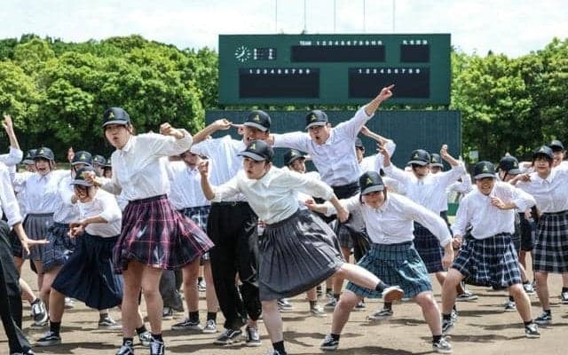 夏の高校野球CMが完成　森大翔さんの歌声に合わせダンス部員が躍動