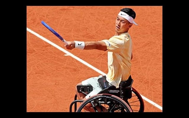  小田凱人 圧勝で5年連続の全仏OP4強 
