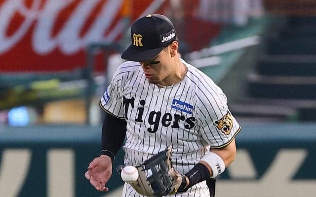 【阪神】まさか…２日連続の「ダブルエラー」でまた一挙２失点　佐藤輝明の積極的チャージが不運呼ぶ