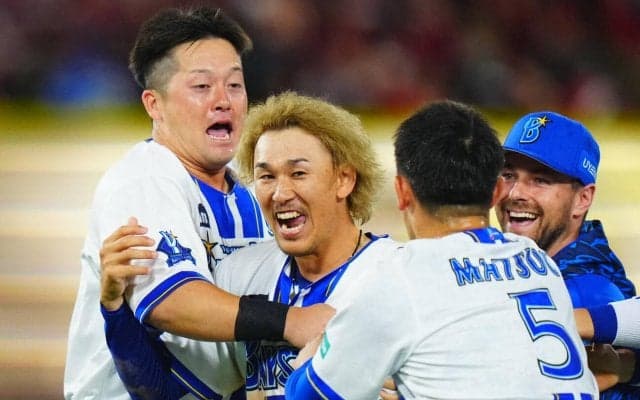 【DeNA】相川監督「三森が絶対入っていますと」“三森の神走塁”のリプレー検証を振り返った