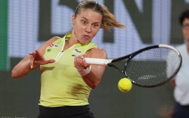 世界114位フワリンスカ、予選から9連勝で全仏初の予選勝者ファイナリストに！「夢のよう」と涙の決勝進出[全仏オープン]