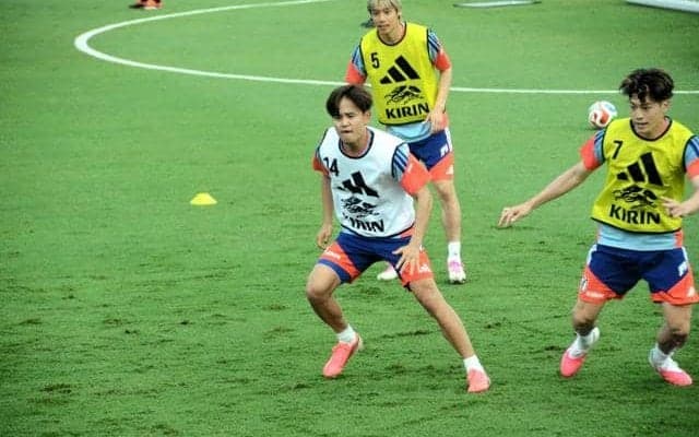 サッカー日本代表、練習場を相次いで変更　モンテレイの芝生に苦しむ