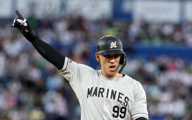 【ロッテ】ソトがNPB通算200本塁打達成　９回に粘りの打撃で巨人井上の直球捉える