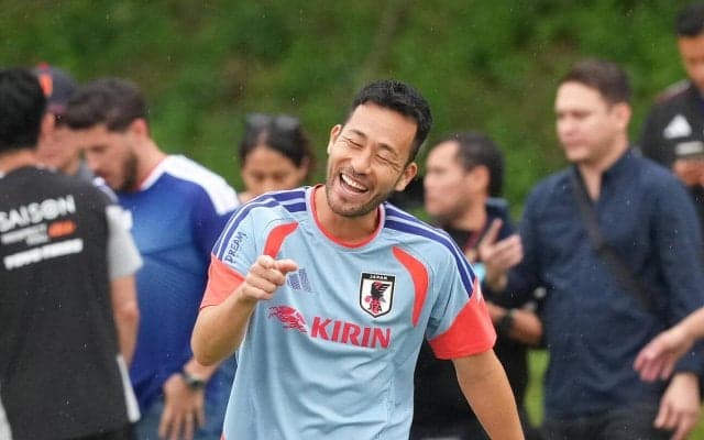 【日本代表】吉田麻也「祭り上げてもらった」→「この合宿からは自分がサポート」