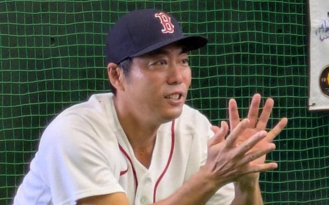上原浩治氏がMLB主催の野球教室「今年初めて硬球を握りました」投球披露　村上宗隆にエールも