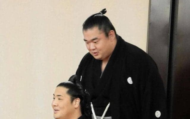巨人戦中継で注目の大相撲力士、同期の断髪式でエール　湘南乃海「頑張ってほしいです」